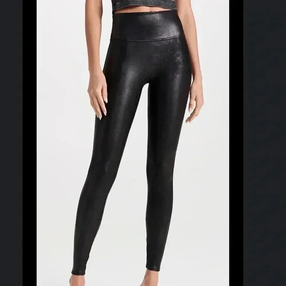 SPANX Black Shiny Leggings and Wide-Leg Pants - Picture 2 of 8
